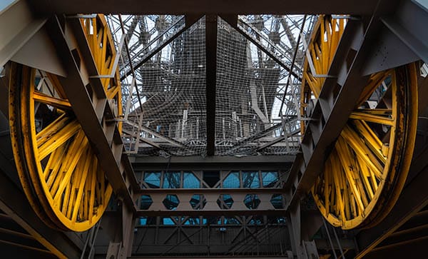 Eiffel tower pully wheels