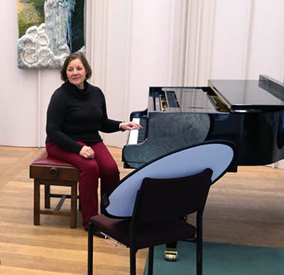 reflector adding shadow detail