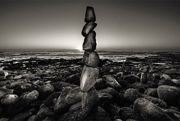 silhouette black and white beach photography