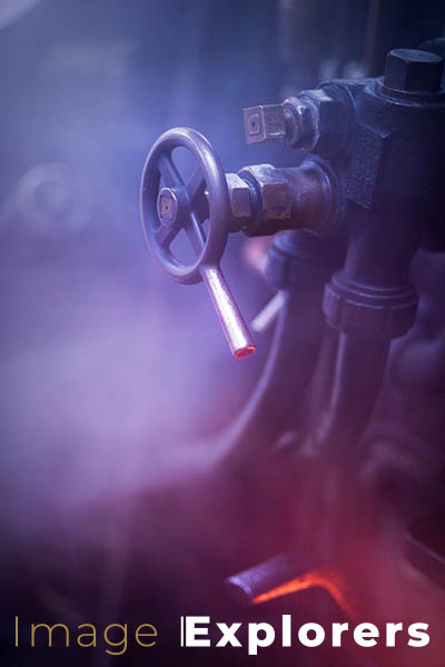 TrainHandleGlow-with a large aperture